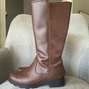 Girls leather and suede boot